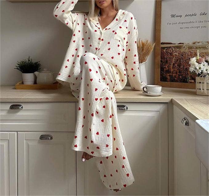 Valentine's Day heart print pajamas cotton loungewear set: Apricot