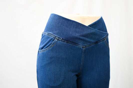 High waisted crossover Sport Flare Jeans