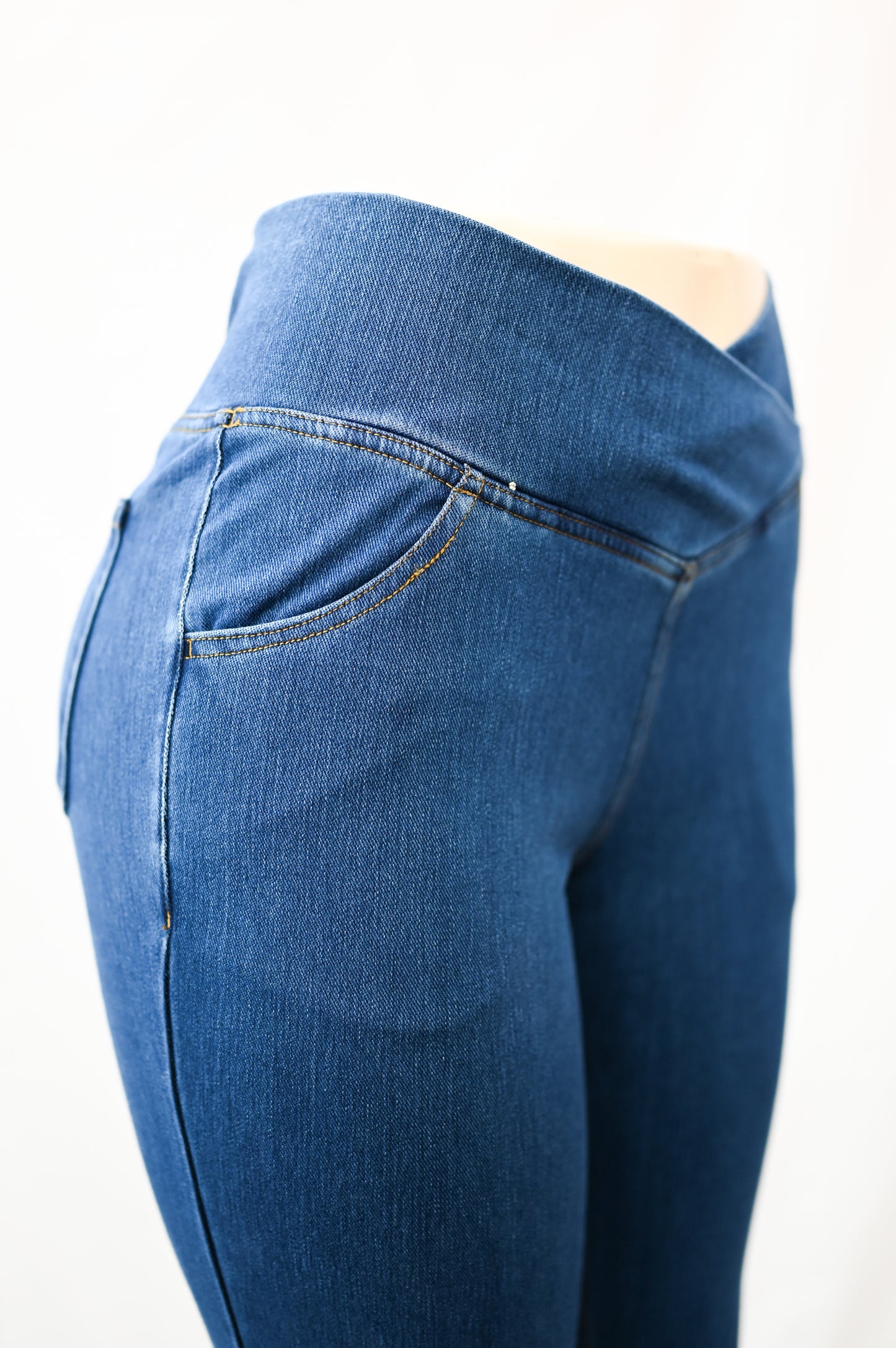 High waisted crossover Sport Flare Jeans