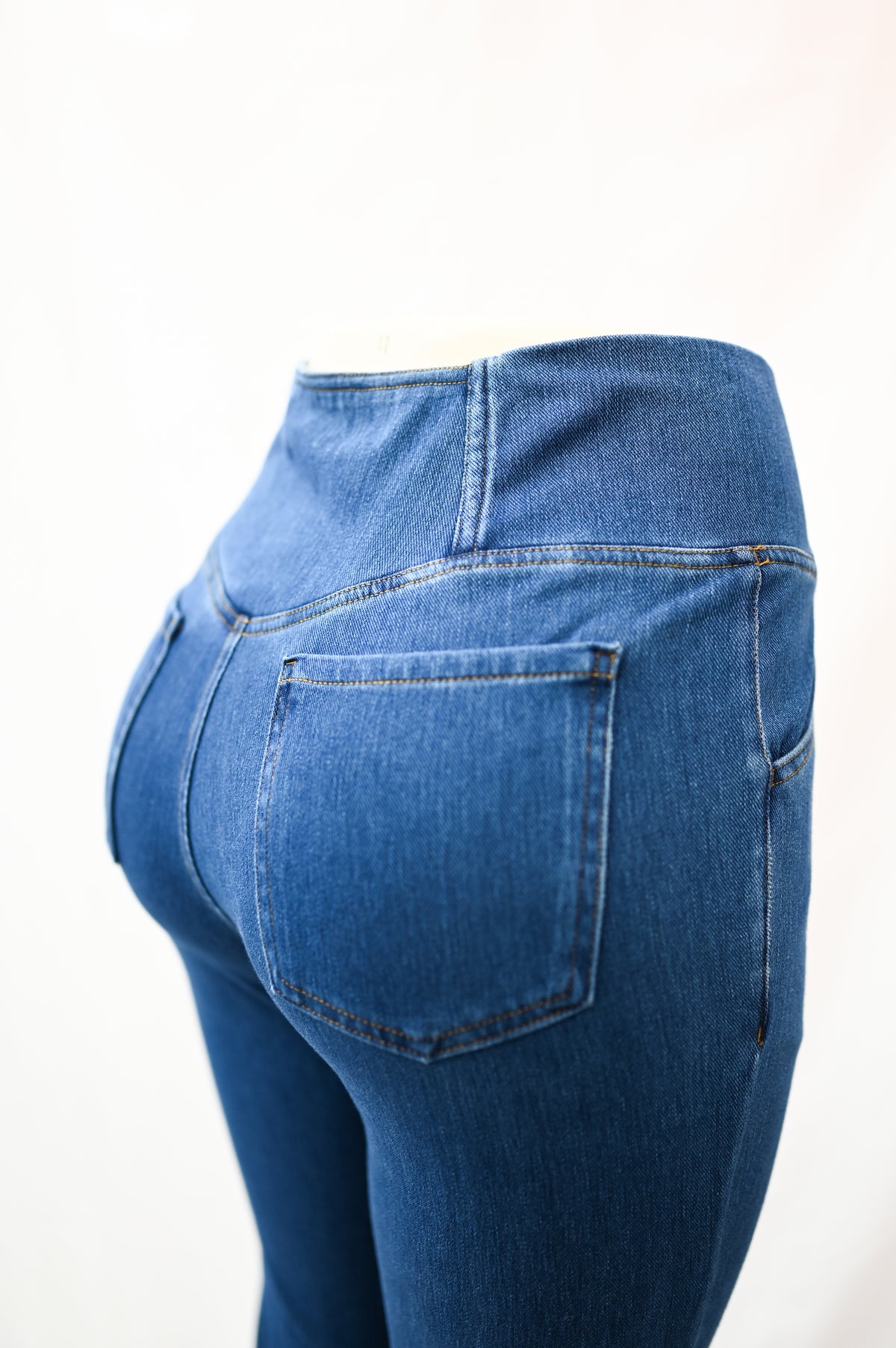 High waisted crossover Sport Flare Jeans