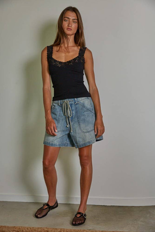Knit Seamless Ribbed Tank Top with Lace Trim: Black